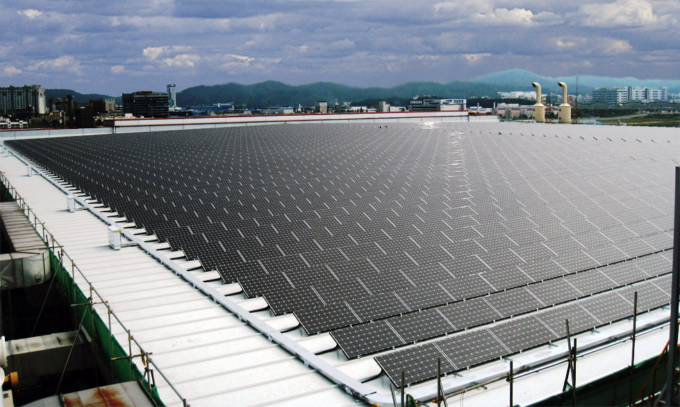 SOLAR ROOF PANEL